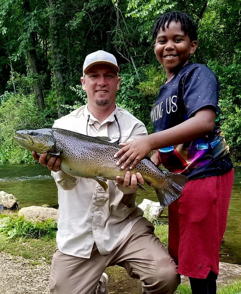 Pond Pro® Guide Trips - Tim Shannon - DRY RUN CREEK - SPRING RIVER - WHITE RIVER- NORFORK RIVER
