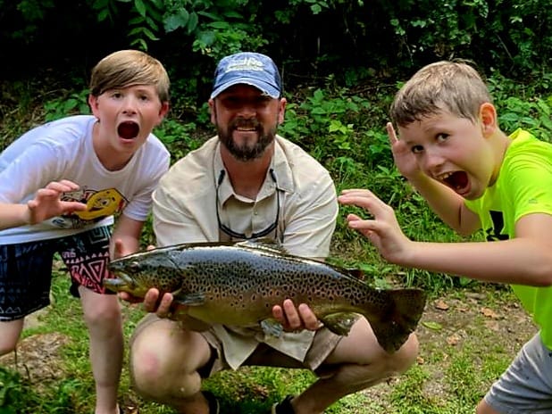 Pond Pro® Guide Trips - Tim Shannon - DRY RUN CREEK - SPRING RIVER - WHITE RIVER- NORFORK RIVER