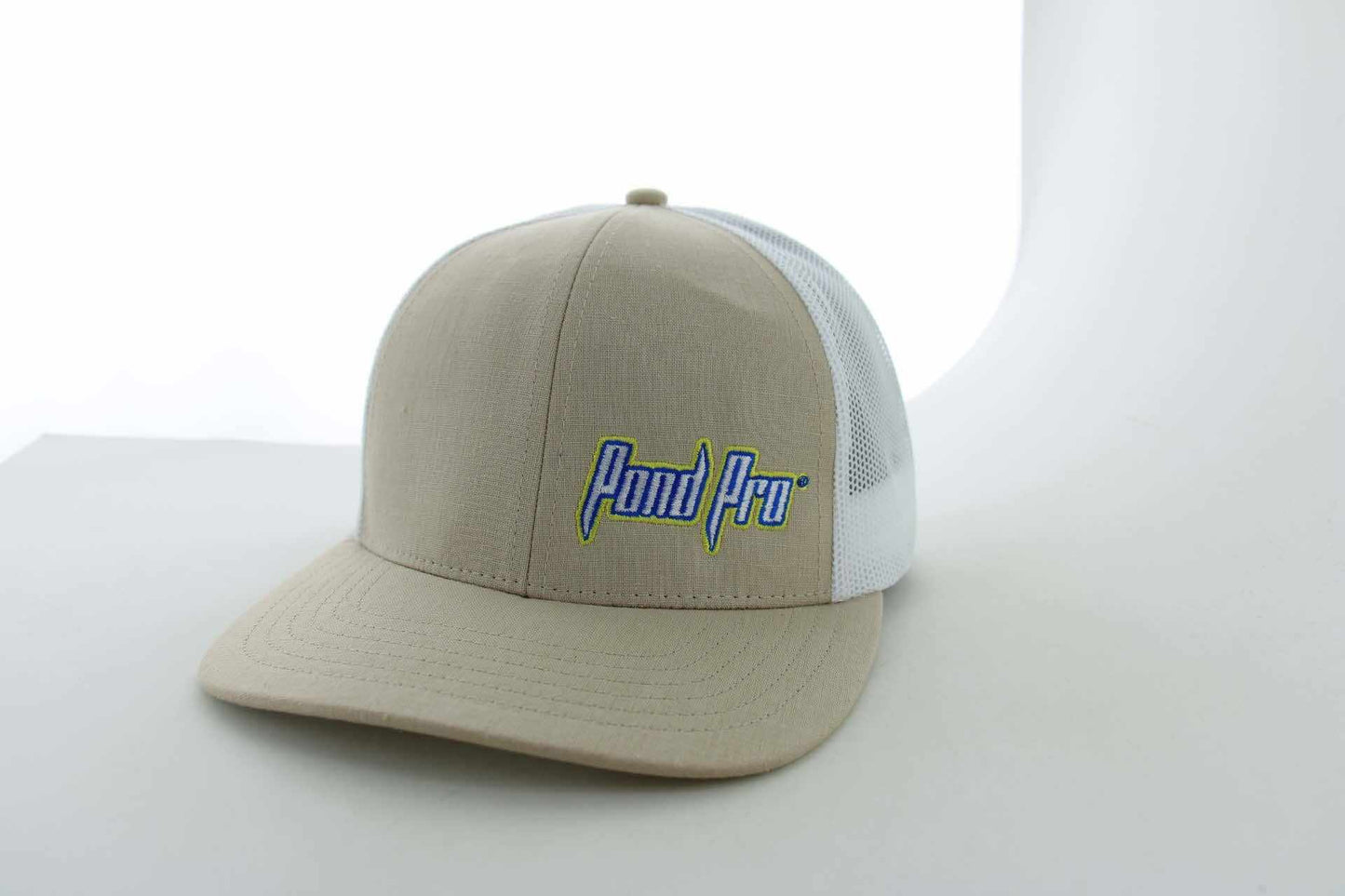 Pond Pro cap with 3D logo